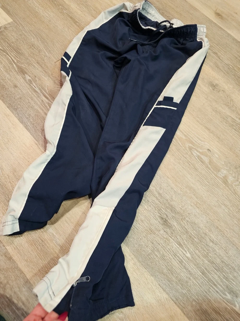 Navy and White VTG Nike Kids Athletic Track Pants 90s y2k